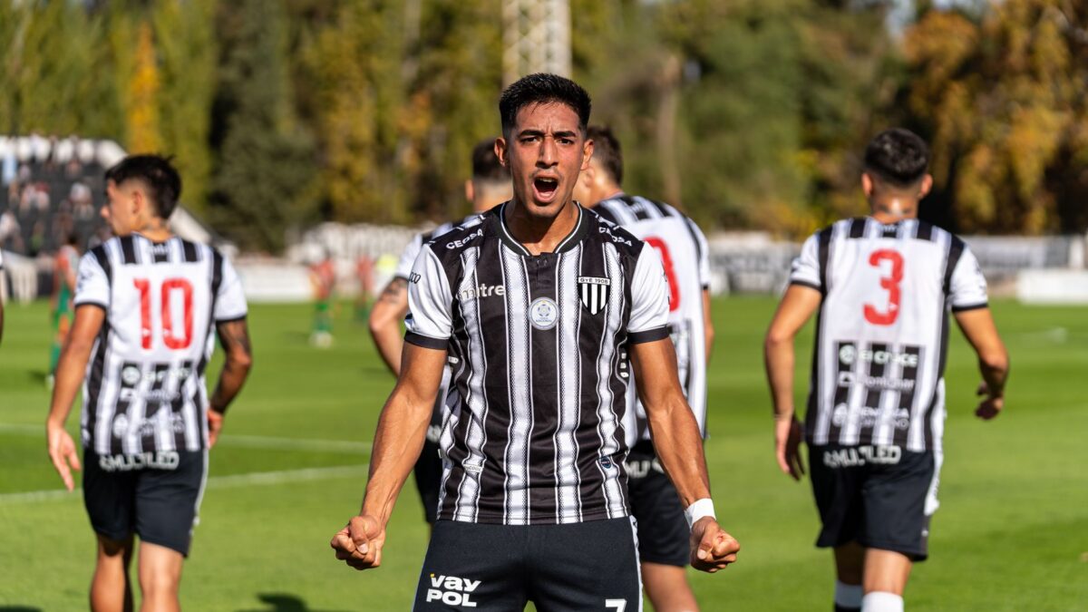 mercato valence arnau veut carlos corberán