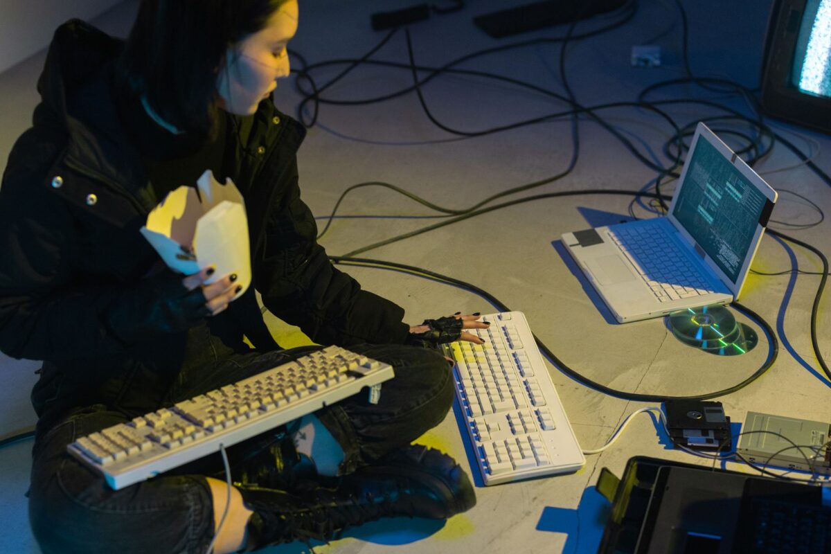 cybervulcans cybersécurité comprendre mot cyber crée